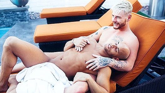 Moore Zevrans Sizzling Raw Rendezvous: Steamy Threesome Action – CockyBoys 18+