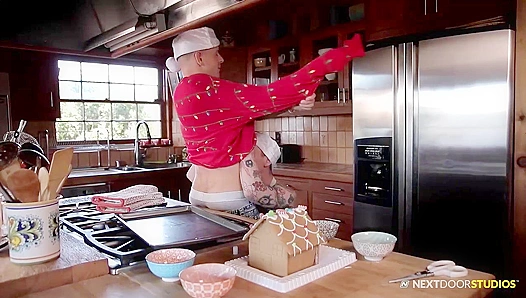 Steamy Christmas Hookup: Lance Ford Enjoys Thick, Hard Gunners Gift – NaughtyXmas 18+