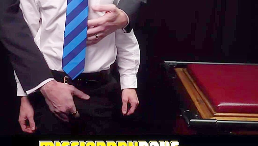 Zach Brentons Tight Hole Soaked in Oil, Thrust Deep for Anal Bliss – MissionaryBoys 18+