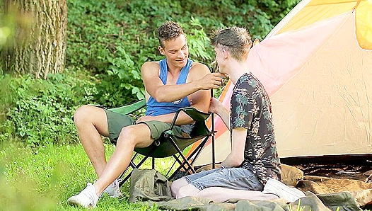 Conors Lustful Backyard Romp: Raw, Uninhibited Sex With His Hung Stud – GayXXX