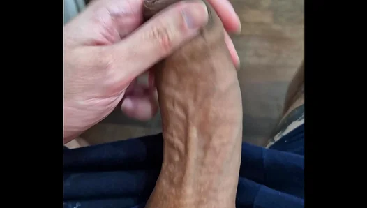 Savoring Ripe Brazilian Beef: Steamy Solo Gay Expose – Amateur 18+