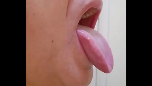 Raw Amateur Blowout: Unleashing a Monster Spurt in Sloppy Deep Throat – Exclusive