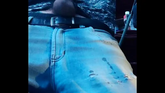 Young Construction Worker Unleashes Steamy Load in Soiled Boxers – NaughtyOffice 18+