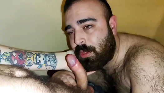Hungry Bearded Stud Gobbling Up My Buns Until I Shoot Thick Cream – RawGayFun 18+