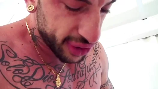 Steamy Throats Inked Slabs Unite: Sergio Fernands Tattooed Tryst Goes Deep
