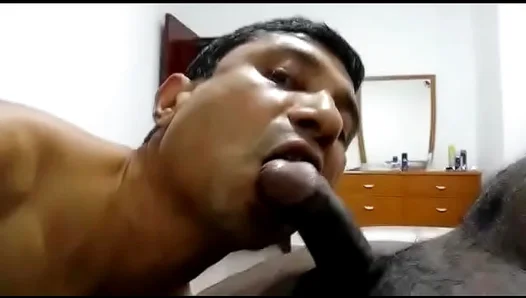 Malayali Amateur Relishes Massive Cocks Aroma in Sizzling Oral Encounter – XXX