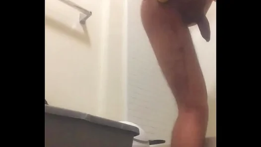 Banana Bliss: Handsy Stud Devours Juicy Ass Crack in Explicit Solo – NaughtyFruitFantasy