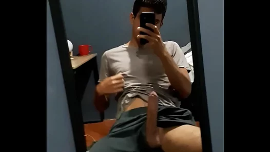 Steamy Solo Fun: Savoring the Warmth of His Own Hung Cock – Soloboys 18+