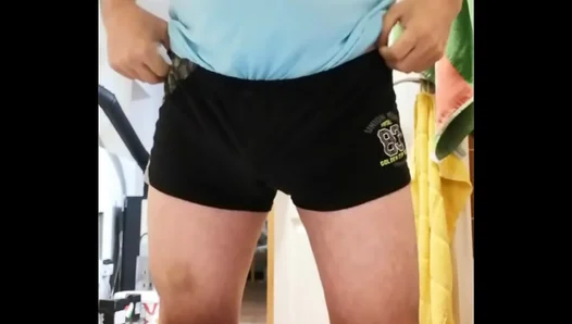 Rookies First Stream: Watch Him Relieve in the Raw – Bathroom Solo Piss 18+