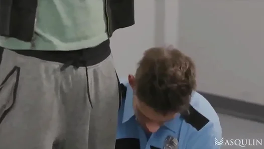 Steamy Moment: Gay Lovers Sizzling Bareback Tryst Caught in the Act – 18+