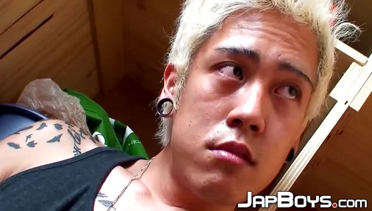 Blond Japanese Cutie 18+, Raw Self-Fuck Orgasm – Full Explicit Video
