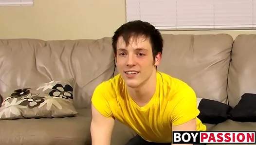 Jesse Jordans Naughty Self-Play: Fingers Dildo Bring Him to a Sizzling Climax – GayTwinks