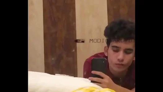 Steamy Self-Love Session: Studs Throbbing Cock Gets Slicked with Saliva in Intense Solo