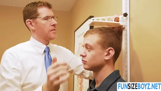 Rough Docs Office Thrill: Deepthroat Blows Lead to Hospital Anal