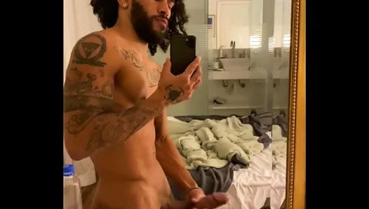 Horny Morning Orgasm: Handsy Stud Masturbates Massive Cock, Ends with Satisfying Cum