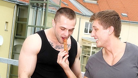 Balcony Beefcakes Go Wild: Thomas Francs Steamy Sex Session – GayPornX 18+