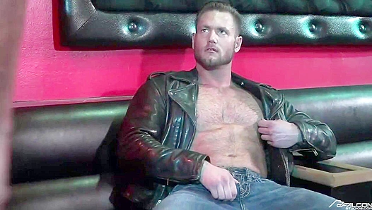 Sweaty Skin on Skin Threesome: Ace, Tyler Dave Pound Each Others Muscles – 18+