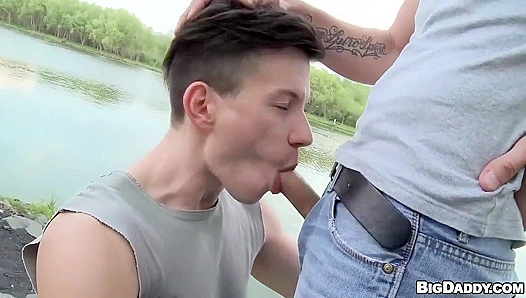Riverbank Rendezvous: Young Twink Couples Steamy Bareback Sex Under the Sizzling Sunlight