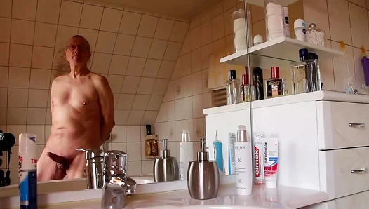 Naked Stud Showcases Steamy Solo Action, Juggling His Throbbing Eggs in Scorching German