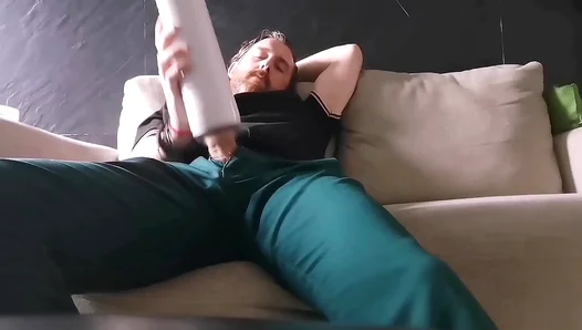 Sweaty Skin, Greasy Hands, and Messy Spunk: Solo Massage Ends in a Hot Cumming – EpicGay