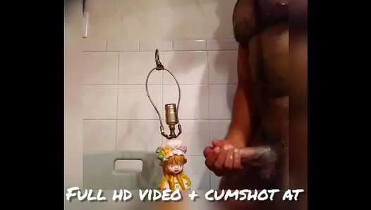 Steamy Solo Encounter: Hairy Italian Stallion Unleashes a Thick Load on Shining Lamp – XXX