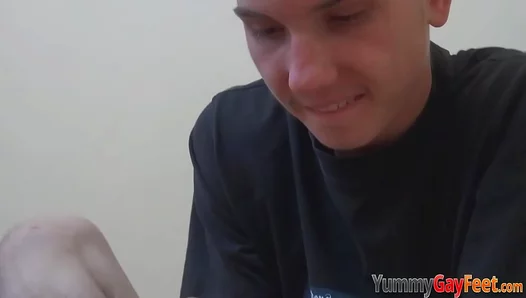 Hes Hooked: Intense Foot Obsession Leads to Steamy Solo Release – HD Kink