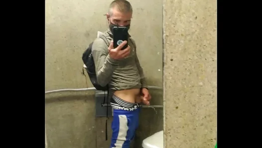 Matts Raw Urban Piss Encounter: Baring All in Public – 18+