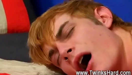 Young Heartthrob Star of Steamy Gay Teen Thrills – 18+