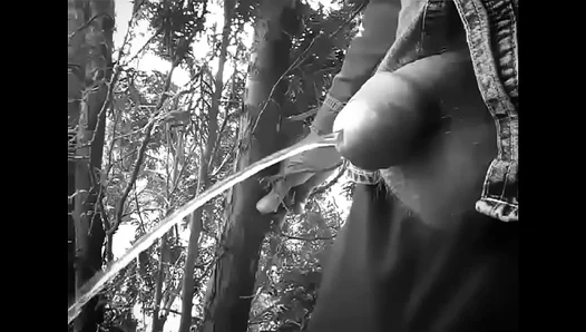 Bareback Bliss Under Stars: Amateur Teens Expose All in Raw Outdoor Fuck - GayScene 18+