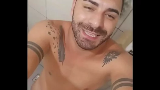Steamy Bathtime Adventure: Discovering Each Others Hung Massive Dicks – 18+GayFun