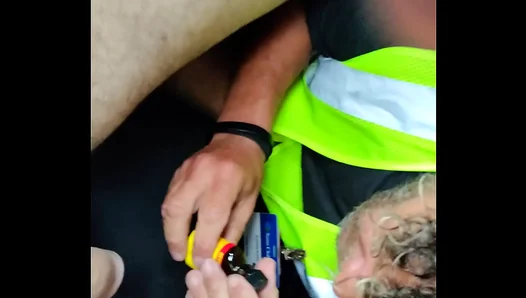 Steamy Car Encounter: Hung Guys Swap Juices in Intense First-Timer Blowbang – 18+