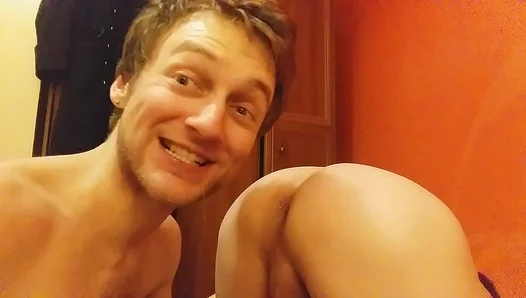 Blond Stud Devours Hungry Tongue Thrusts into Tight, Juicy Bubble Butt – AmateurGayX 18+