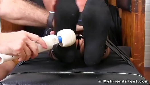 Joeys Pleasure Mounts as He Craves More Foot Worship on Trapped Muscles – MyFriendsFeet