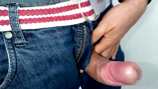 Steamy Solo Session: Amateurs Thrilling Bathroom Blowout Captured Up Close
