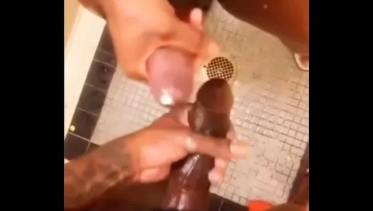 Steamy Shower Encounter: Hands-On Massage with Thick Black Cock – GayPorno 18+