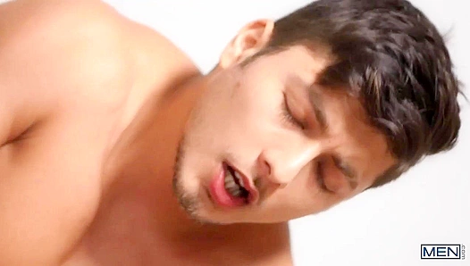 Maliks Raw Rodeo Rampage: Angel Gets Pounded Hard Bareback - Drill Hole Deep