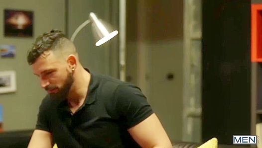 Beefcake Stud Louis Ricaute Devours Enzo Rimenizs Clenching Boyhole – PornRack 18+