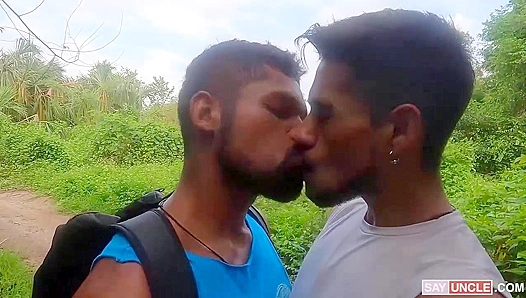 Steamy Jungle Rampage: Latino Lovers Unleash Wild, Raw Lust in Sultry Sex Orgy –
