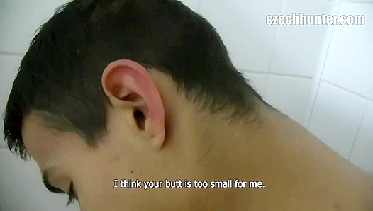 Steamy Bathroom Orgy: Slim Teen Swallows Thick Dicks in Naughty Threesome – XXXGay