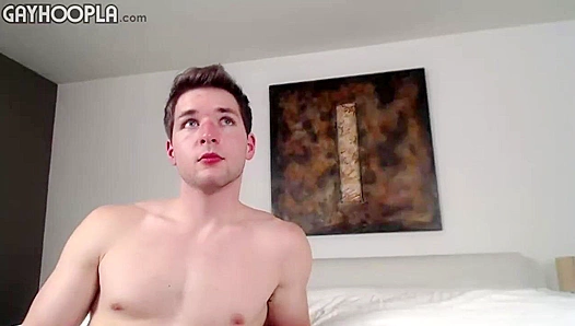 Steamy Live Fuck Fest: Cole Money, JJ Swift More Go Wild in a Nasty Threesome Showdown –