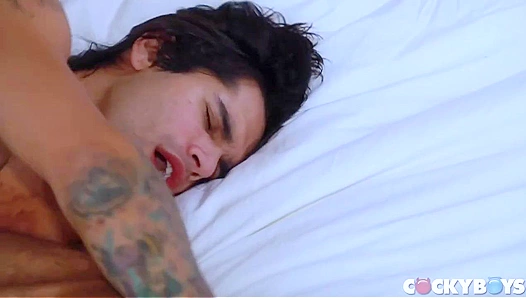 Steamy Skin to Skin: Angel Tys Raw, Passionate Threeway – CockyBoys 18+