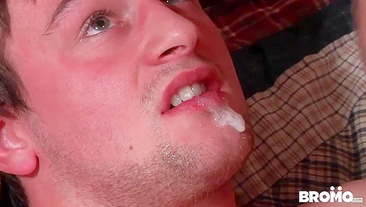 Steamy Bromance: Scott and Toms Intense Rear Fuck Session – BromoUS 18+