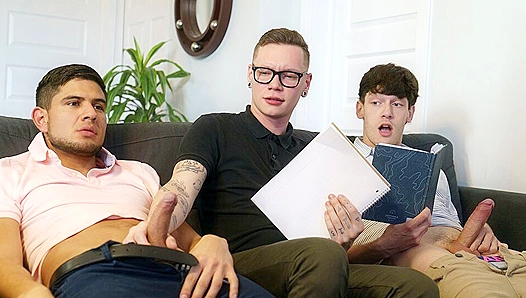 Sizzling Threesome Inferno: Edward Alexs Scorching Encounter with Terrant – GayPornHeat