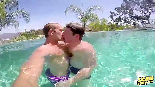 Blakes Deep Sea Suckdown: Devouring Dick Underwater for GayPride 18+