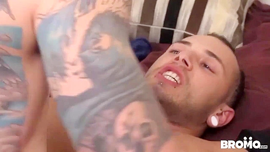 Leons Dominant Thrusts Pound Brad in Raw Power Play Session – 18+BDSM