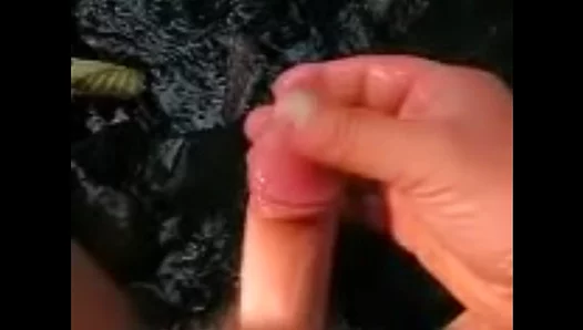 Steamy Solo Spectacle: Amateurs Thirst for Pleasure Leads to Exposed Public Masturbation