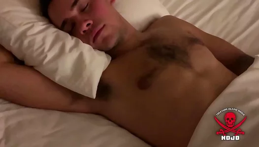 Steamy Morning Awakening: Hands Work Magic on Sleepy Otters Aching Cock – 18+
