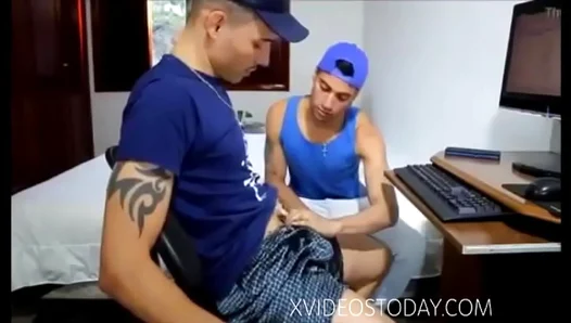 Stud Tutors Hung Handie Gets Slobbery Homework Blowjobs - AmateursPorno247