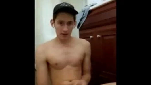 Brazilian Stud Struts Naked, Shows Off Massive Throbbing Dik in Sizzling Solo Tease - XXX