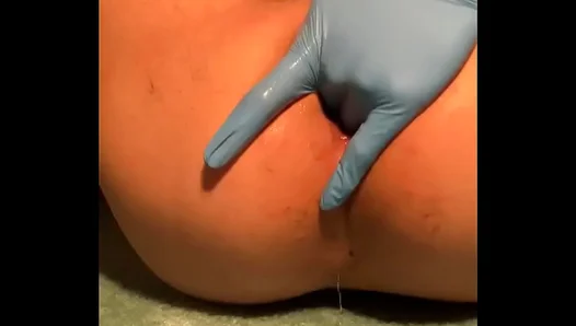 Exploring His Tightly Knit Holes, This Cute Boy Proves Digits Are His Best Toys –